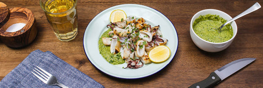 Grillad calamares med chimichurri